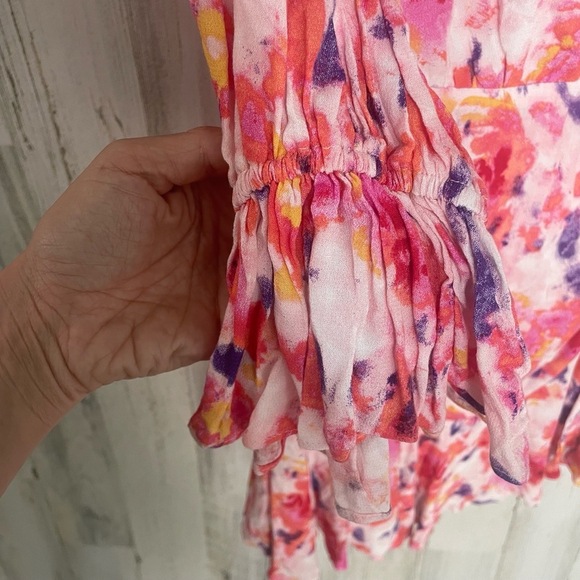 Betsey Johnson Sunset Floral Faux Wrap Dress Pink Yarrow Sz 2 Ruffle V-Neck NWOT - Picture 7 of 12